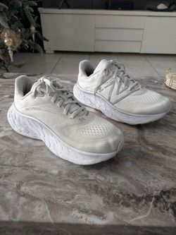 Men's New Balance Fresh Foam X More v4 Running Shoe size 10.5 D