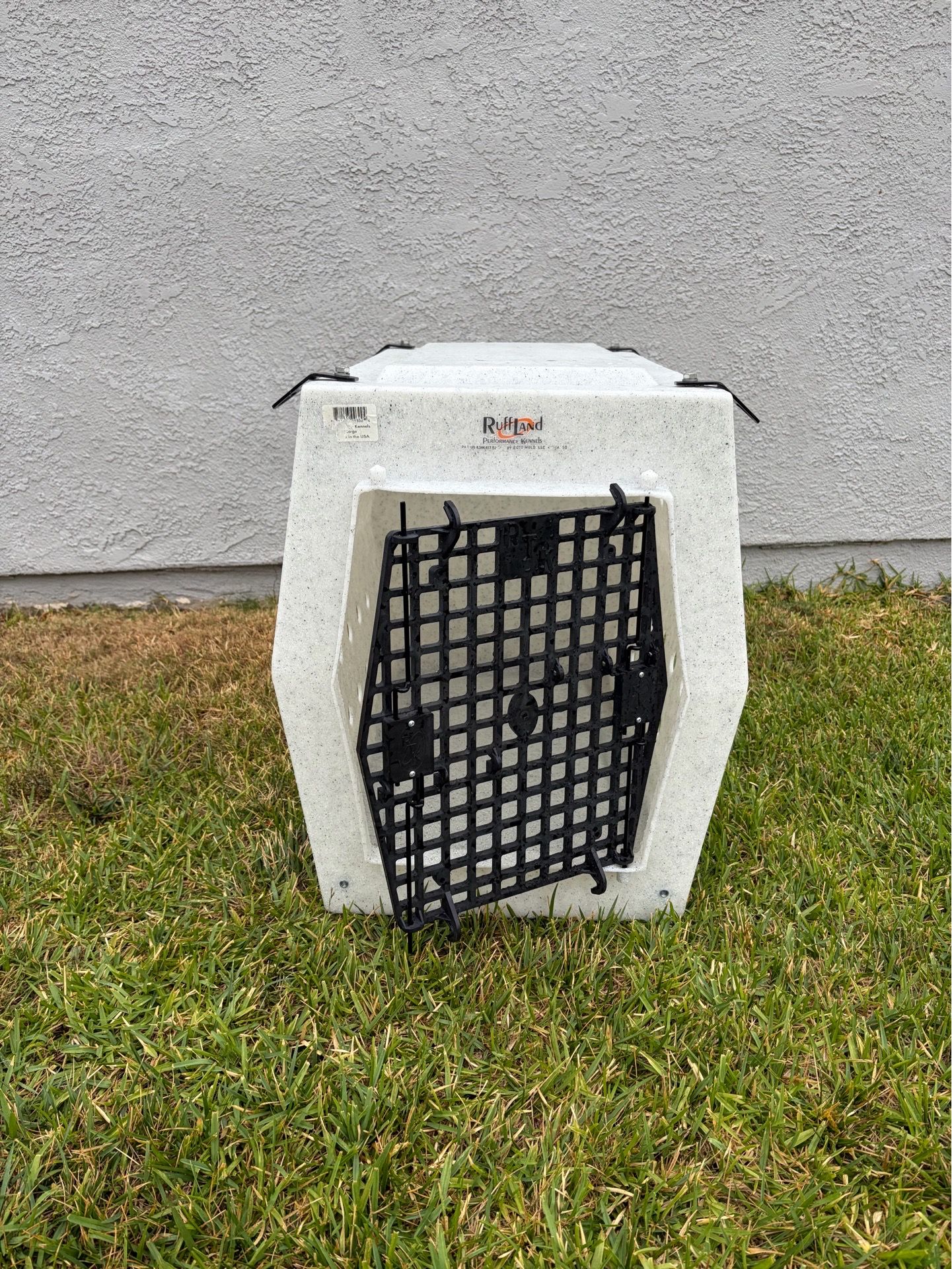 Ruffland USA made XL Dog Kennel