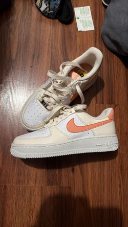 Nike Shoes Size 5
