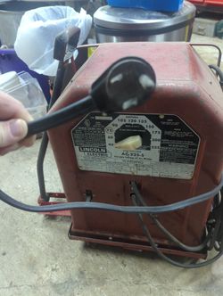 Lincoln Welding Machine 150.00