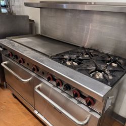 Commercial Oven/stove With Burners And Flattop