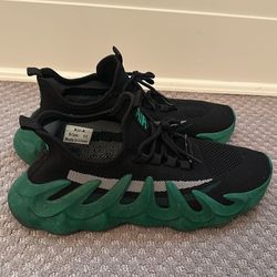 Air Jump Men’s Shoes Size 11