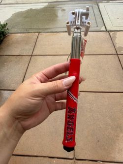 Angels selfie stick