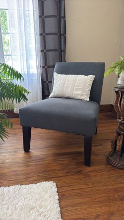 Accent chair