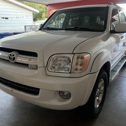 2009 Toyota Sequoia 