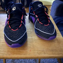 Nike KD 16 Size 9