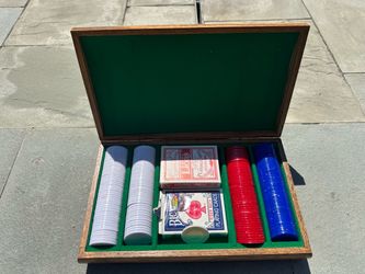 Vintage-Style Wooden Poker Set – 175 Horse Head Chips – Felt-Lined Case