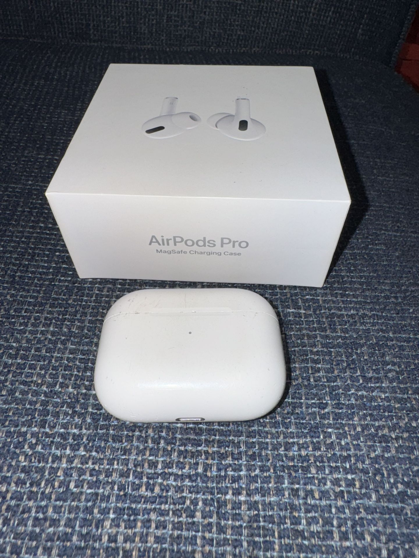 Apple AirPods Pro With MagSafe Charging Case