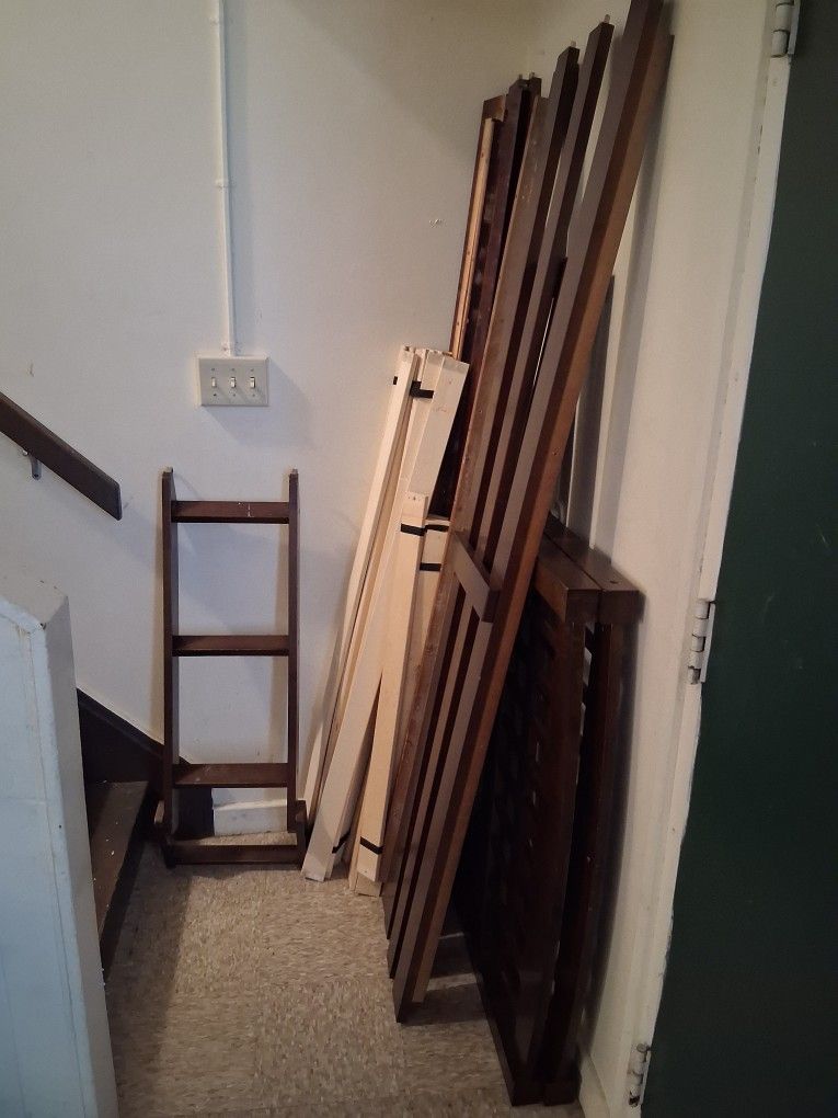 Bunk beds twin over Full size