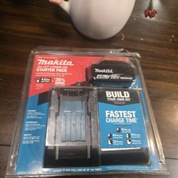 New. Makita 18V LXT Lithium-Ion High Capacity Battery Pack 4.0Ah with Fuel Gauge and Charger Starter Kit