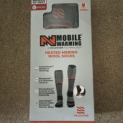 Merino Wool Heated Socks Medium Womens 6-9 Mens 5-8 w/ Wireless control