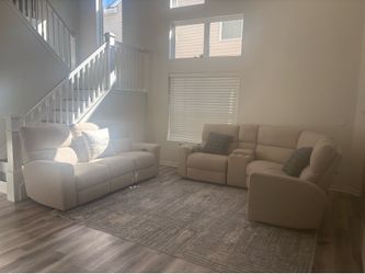 Bob’s Modern Farmhouse Beige Power Reclining Sectional – Excellent Condition