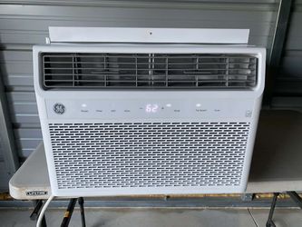 GE® 10000 BTU's White Smart Window Mount Air Conditioner