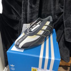 Bad Bunny X Mercedes AMG Collab Size 10