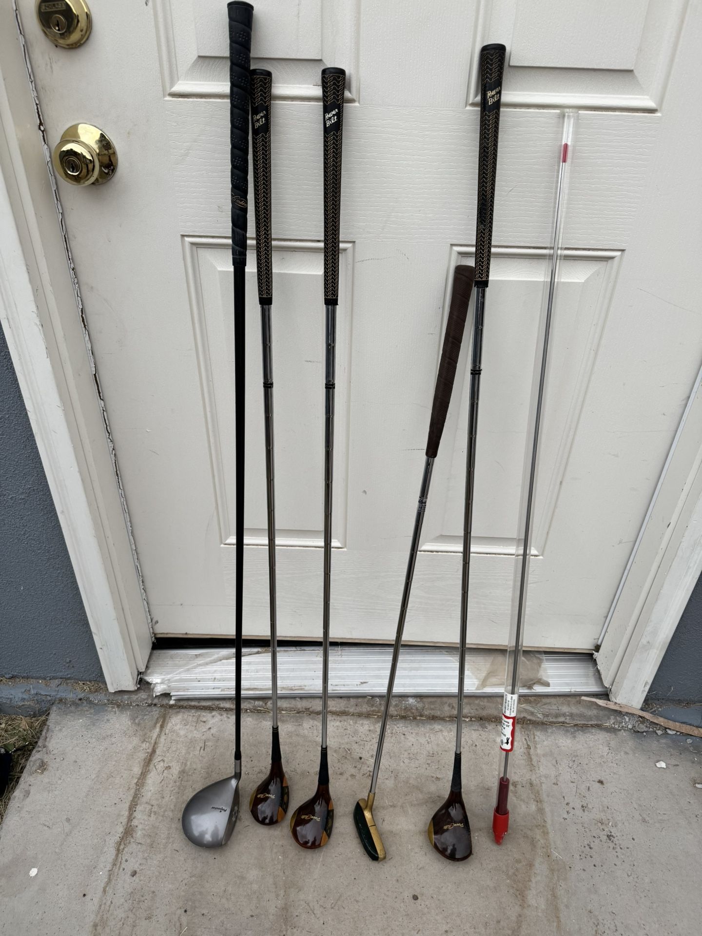Golf clubs