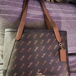 Coach Tote