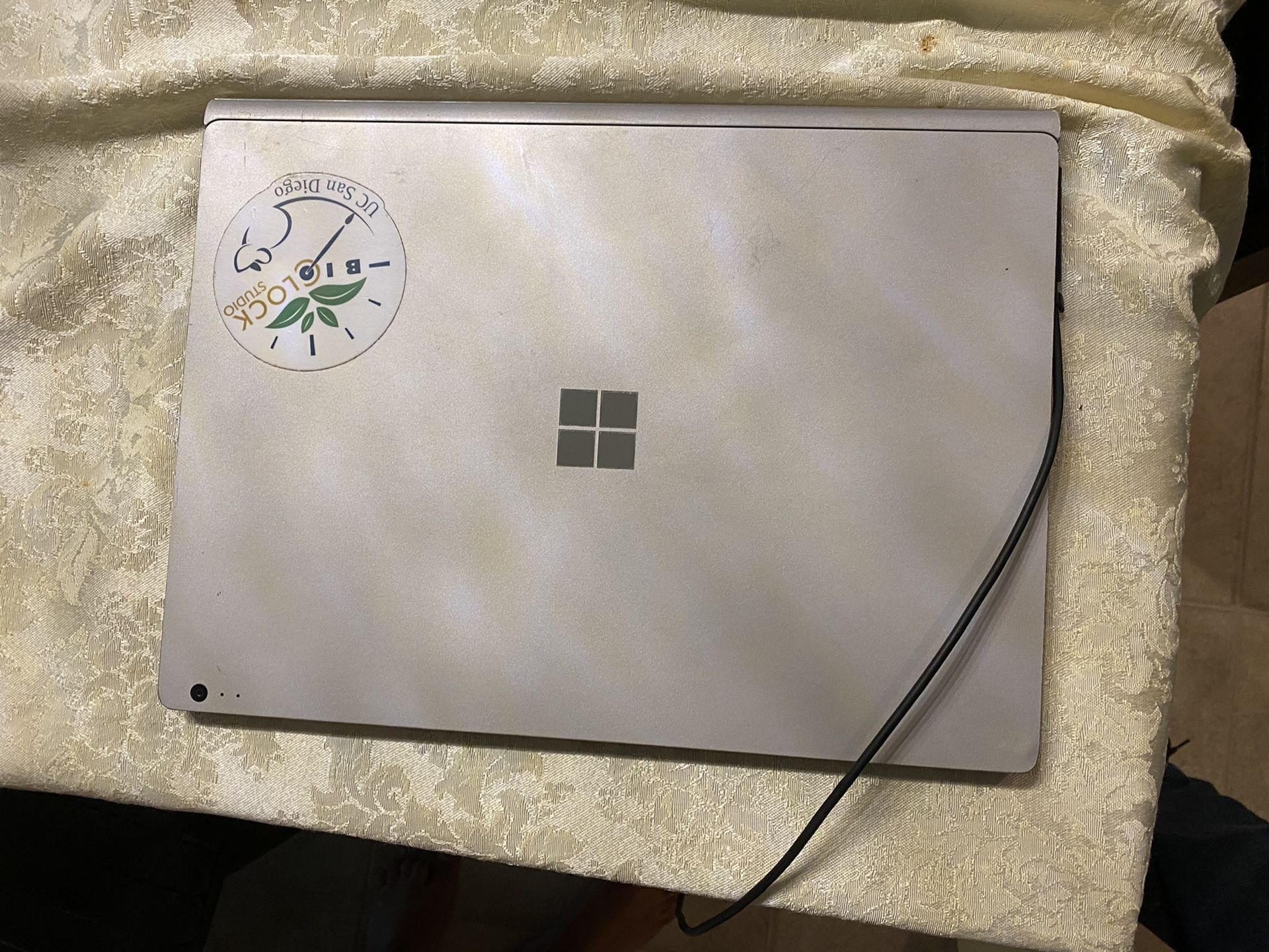 Microsoft Surface Book 1