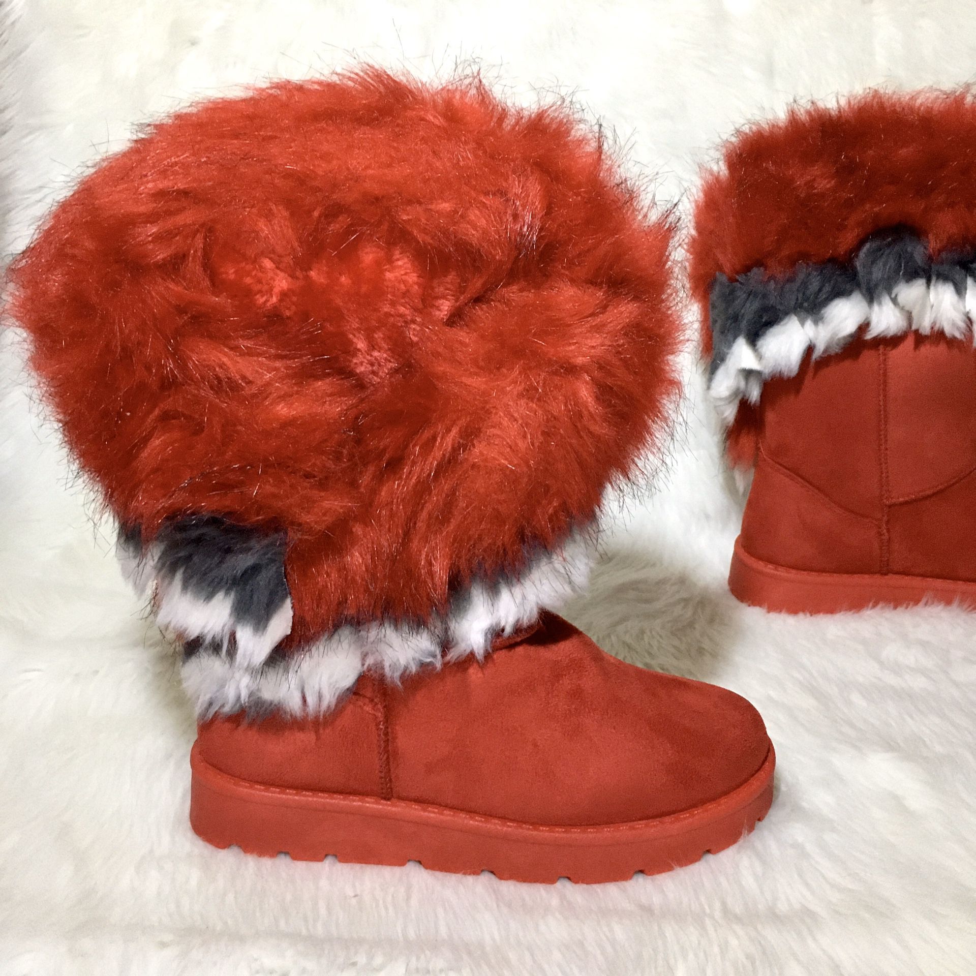 Women’s “Furry” Boots. Sizes 9.
