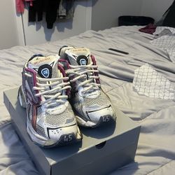 *BEST OFFER Balenciaga Runners (Rainbow)