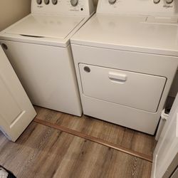 Whirlpool Washer And Dryer 