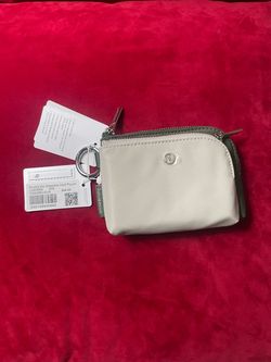 lululemon Double-Zip Clippable Card Pouch
