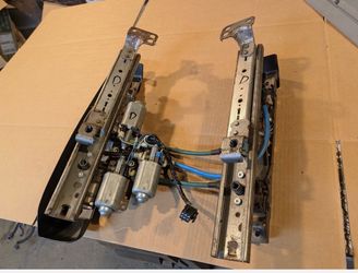 96 Chevy Caprice Impala SS B Body Driver Side Electric Seat Track