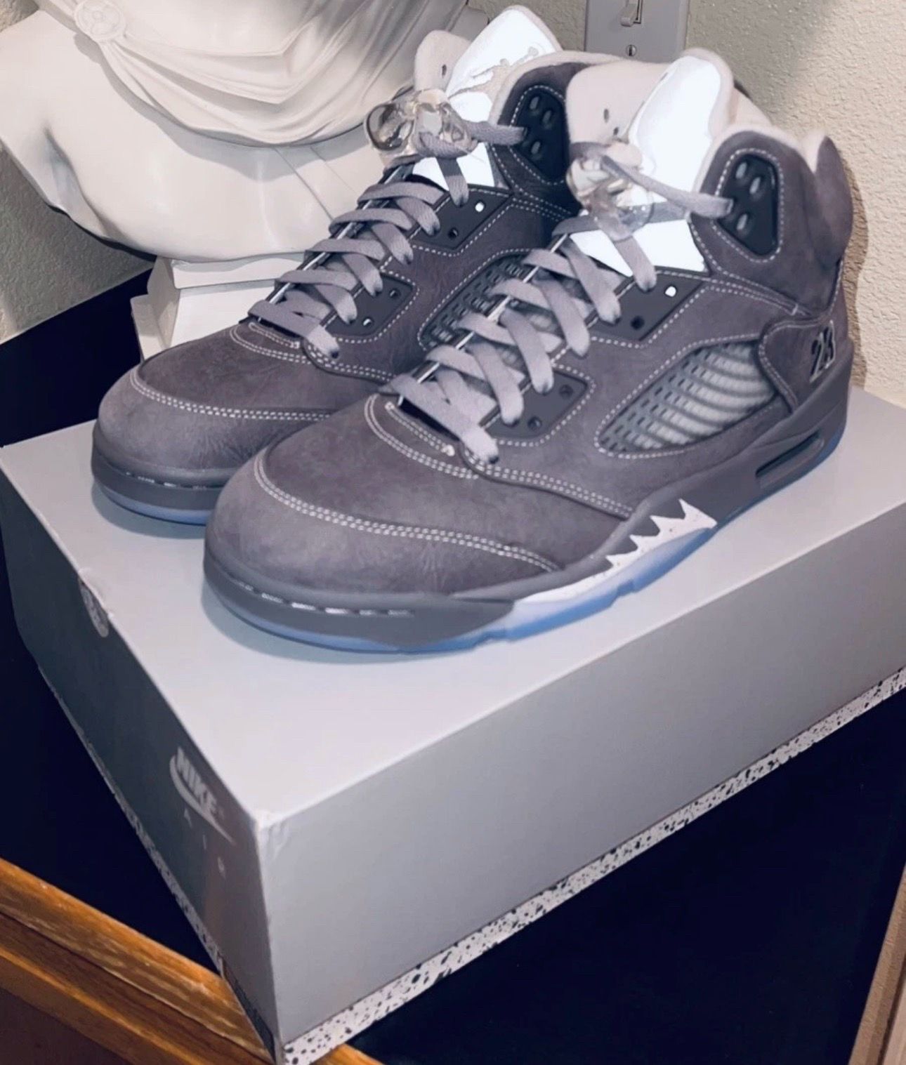 Jordan 5 Retro Wolf Grey (10.5)