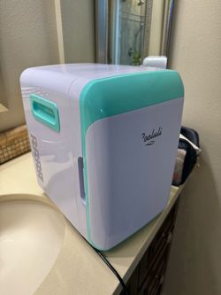 Cooluli Skincare / Makeup Mini Fridge
