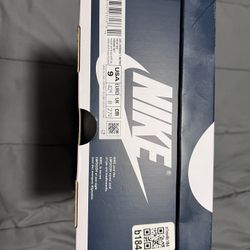 Jordan 1 High Midnight Navy