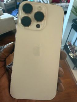 iPhone 16  pro (rose gold )