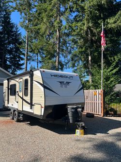 2019 Keystone Hideout 19' Travel Trailer