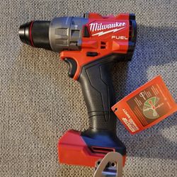 Milwaukee M18 Fuel Drill 