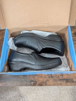 Women's Shoes Easy Street Size 8.5 Black Tiffany