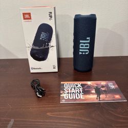 Blue JBL Flip 6 Speaker
