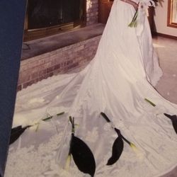 Wedding gown