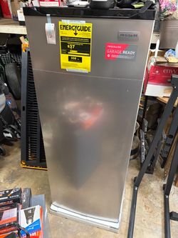 BRAND NEW freezer *never used*