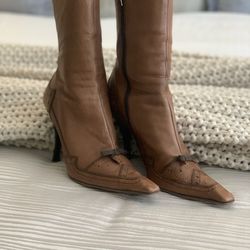 Vtg Prada Light Brown Leather Boots  Size 40.