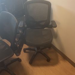 Desk Chairs / Good Condition 