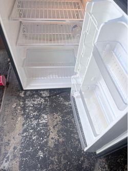 Mini fridge