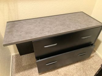Black desk/drawer