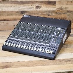 Mackie 1604 VLZ Pro 16-Channel Mixer