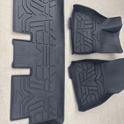 Tesla Model 3 floor Matt’s