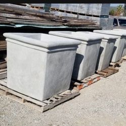 36X36X36 CONCRETE CEMENT PLANTER POTS $450 EACH