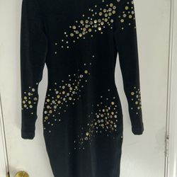 Nordstrom Special Occasions VINTAGE 90’s Women’s SIZE 6 Black w/Gold Embellishments Long Sleeved Dress 
