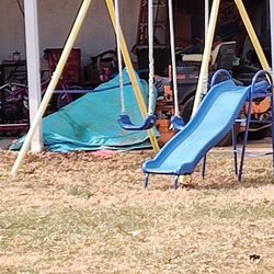 Swing Set For Up To 5 Year Olds 