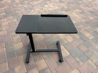 Bedside desk adjustable