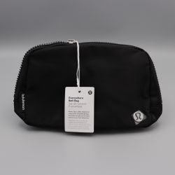 Lululemon Everywhere Belt Bag 1L - Black - NWT