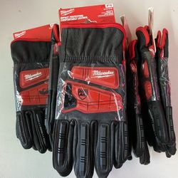 Milwaukee Gloves LARGE (PRICE IS FIRM)