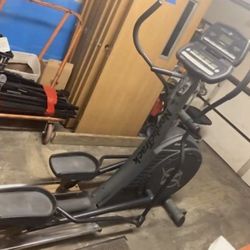 Norditrack elite 1300. No Electricity Needed 