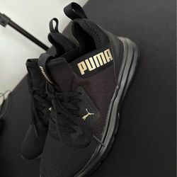 Womens Pumas Shoes